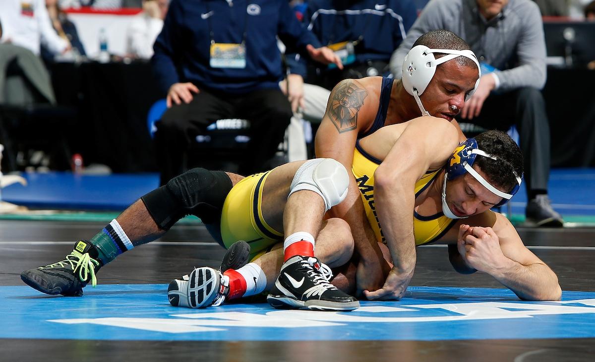 Mark Hall vs. Myles Amine